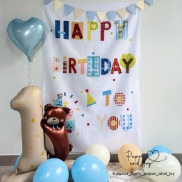 Панно " Happy birthday", з різнобарвним написом, 100х150см